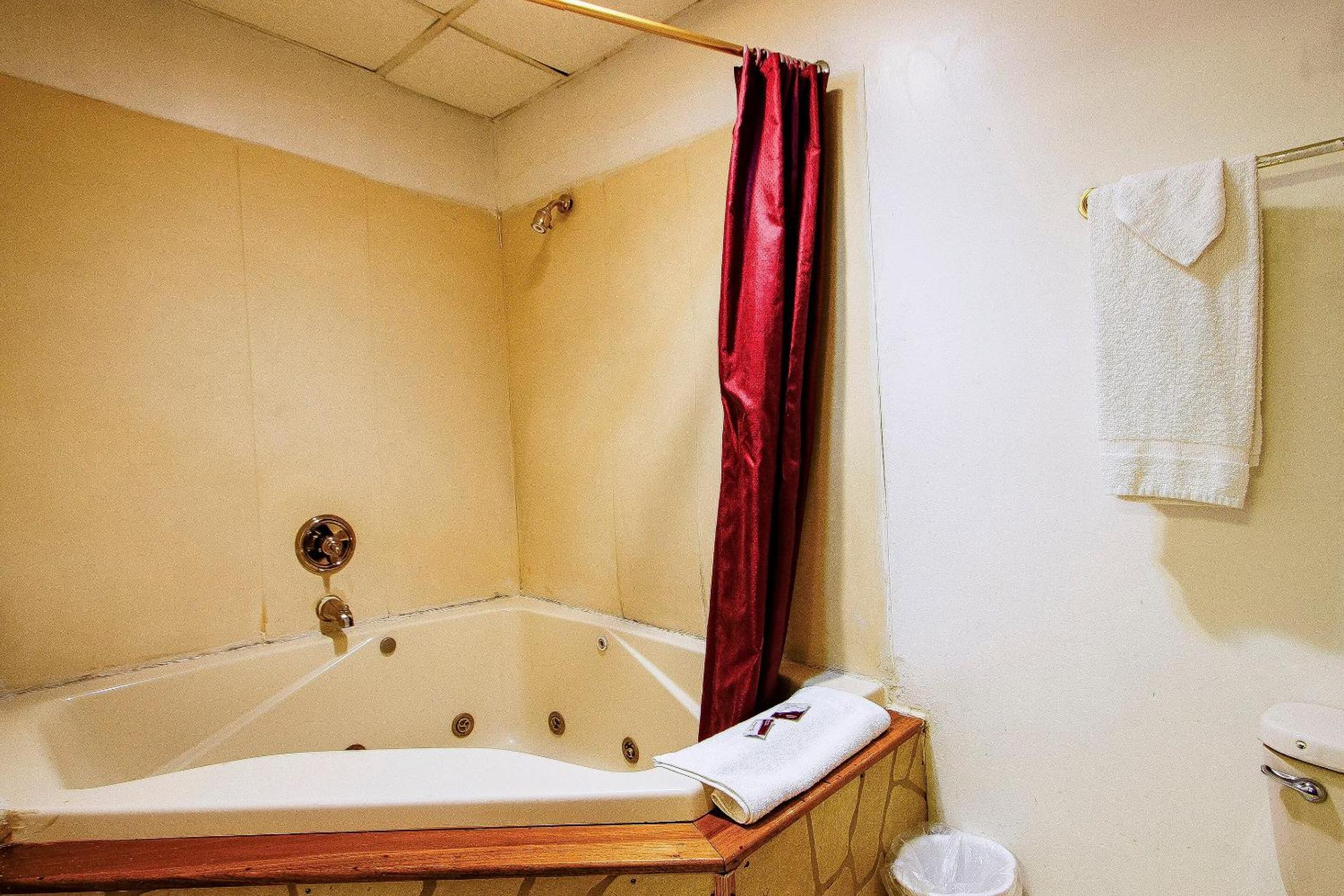 Oyo Hotel Chapmanville Inn, Wv - Hwy 119 Luaran gambar