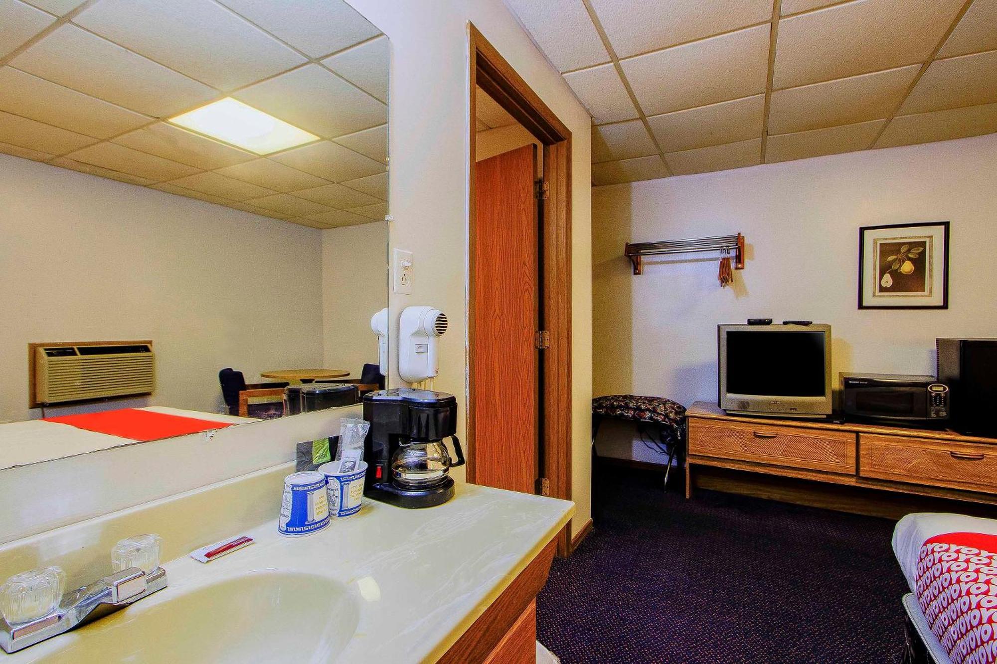 Oyo Hotel Chapmanville Inn, Wv - Hwy 119 Luaran gambar