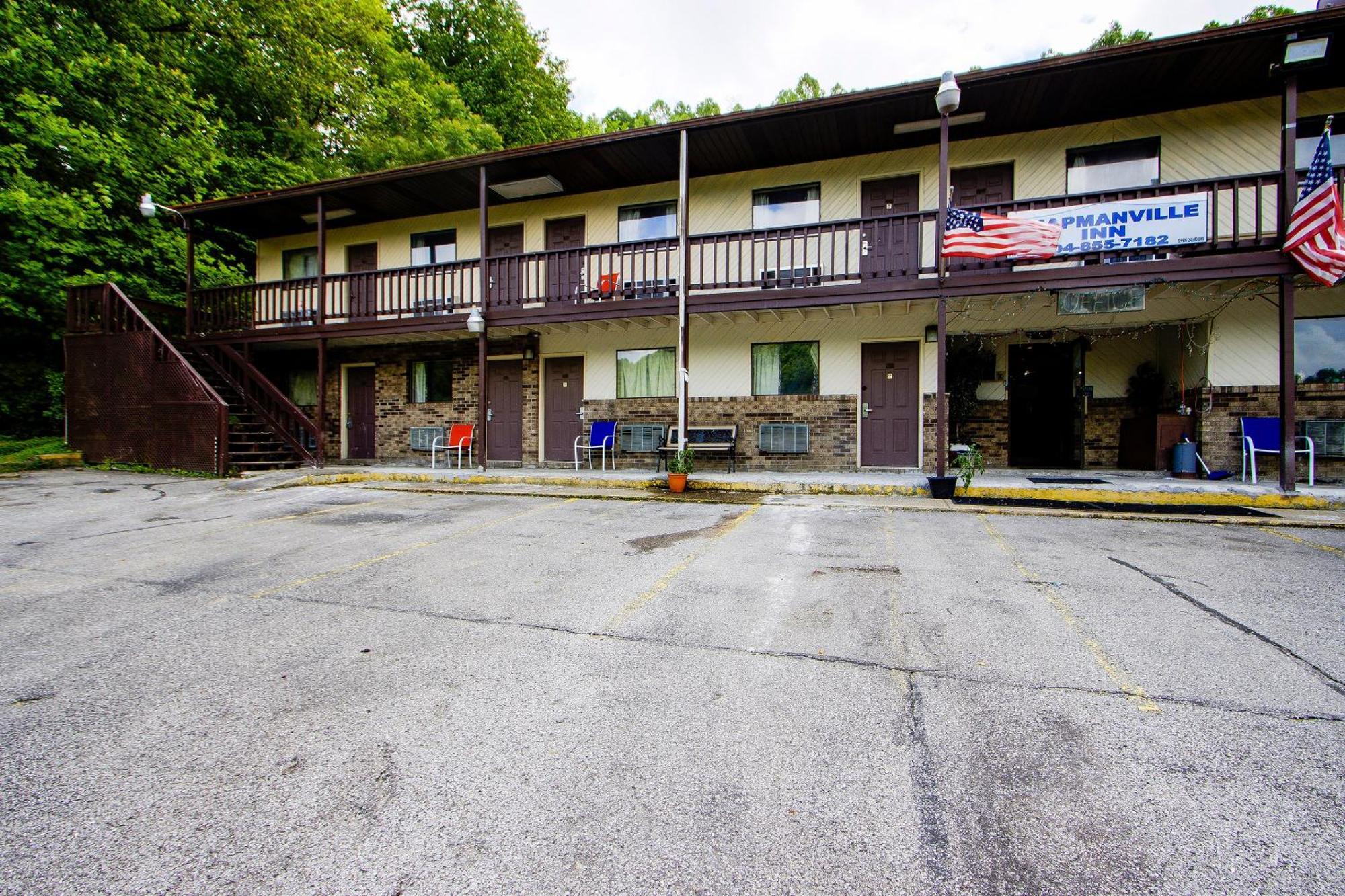 Oyo Hotel Chapmanville Inn, Wv - Hwy 119 Luaran gambar