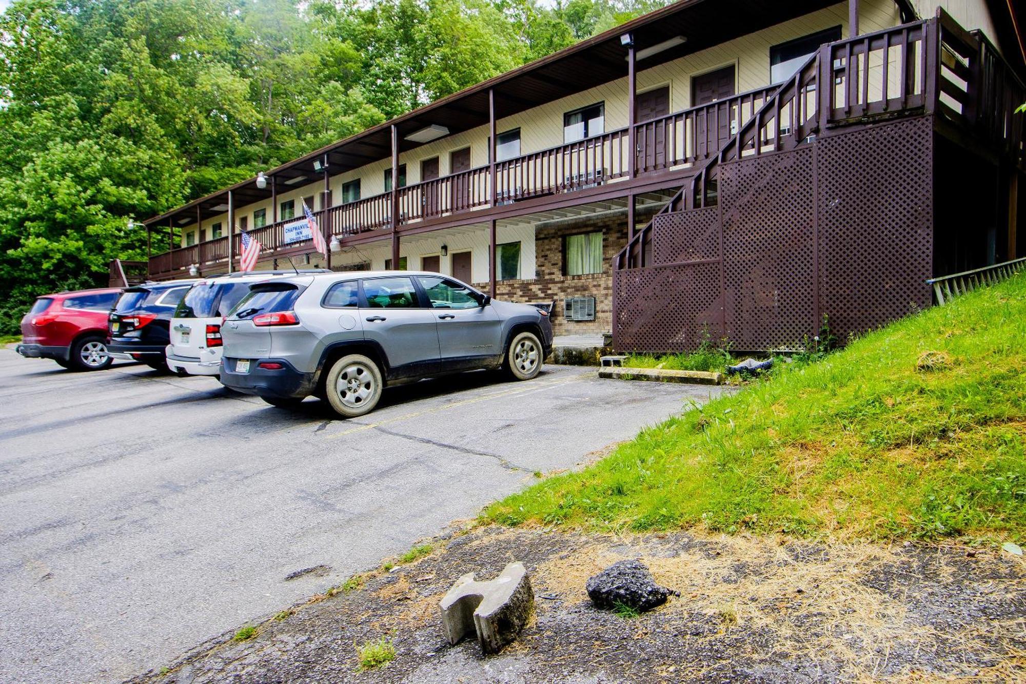 Oyo Hotel Chapmanville Inn, Wv - Hwy 119 Luaran gambar